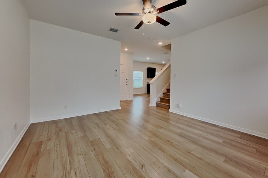 Building Photo - 10860 Quinn Ct