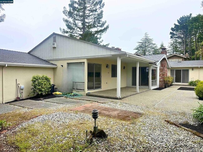 Building Photo - 12195 Blythen Way
