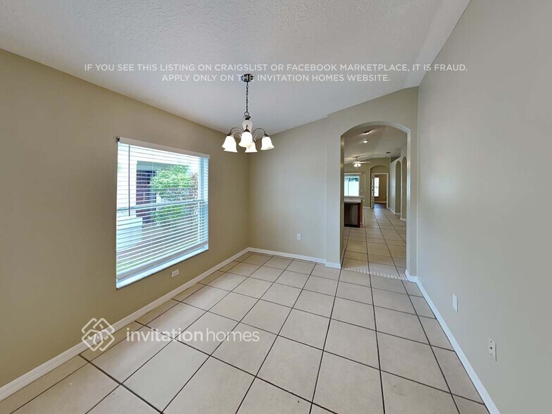 Building Photo - 712 Cristelle Jean Dr