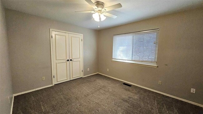 Building Photo - 1212 Knights Bridge Rd