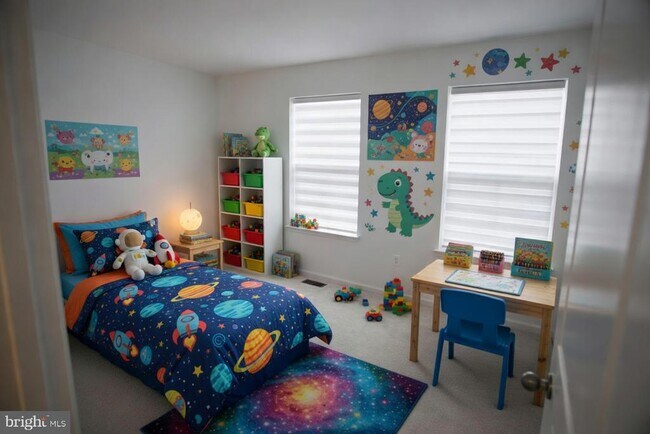 Building Photo - 117 WYTHE Way