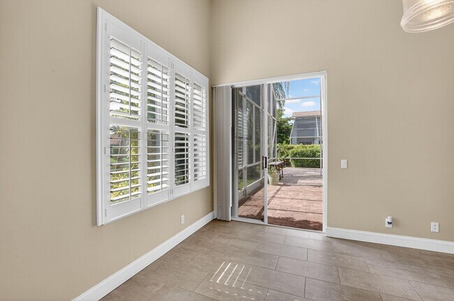 Building Photo - 9336 Water Course Way