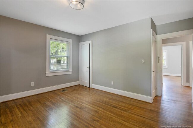 Building Photo - 209 N Churchill Dr