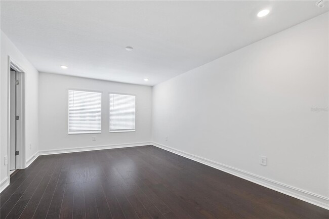 Building Photo - 4511 S Manhattan Ave