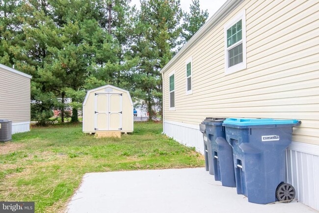 Building Photo - 1679 S State St