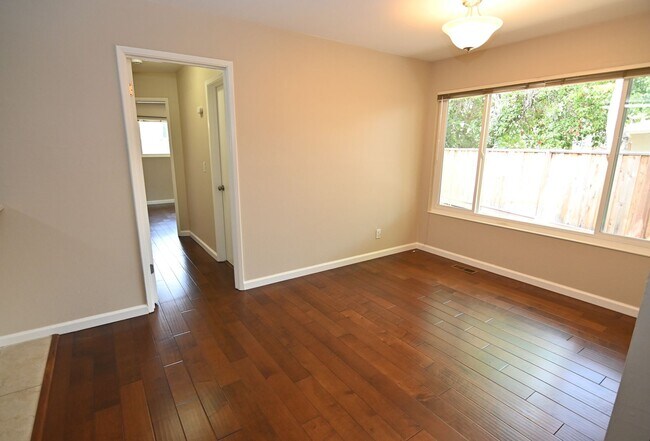 Building Photo - 1651 Cassiar Dr