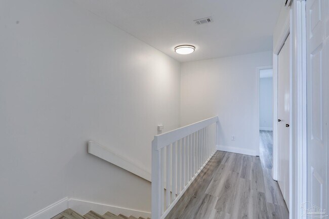 Building Photo - 344 Fort Pickens Rd