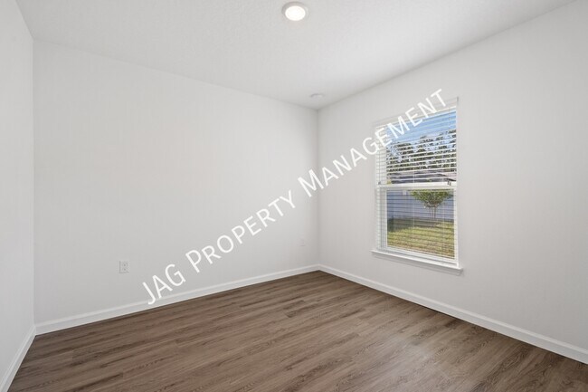 Building Photo - 15 Sea Garden Path