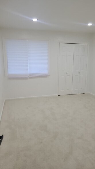 Building Photo - 7172 Donnell Pl