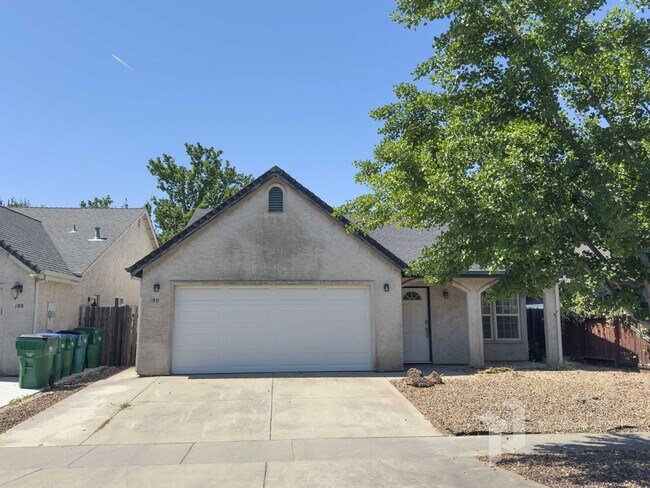 Primary Photo - 3 Bedroom, 2 Bath Chico Home!