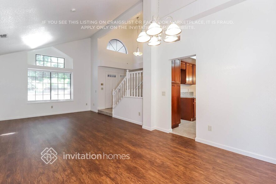 Building Photo - 8186 Devon Park Ct