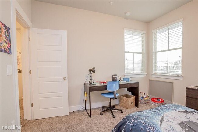 Building Photo - 7411 Pantherpaw St