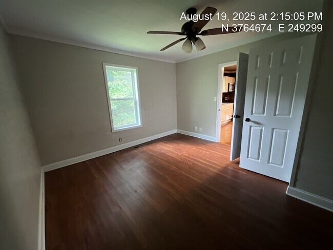 Building Photo - 186 Georgia Ave