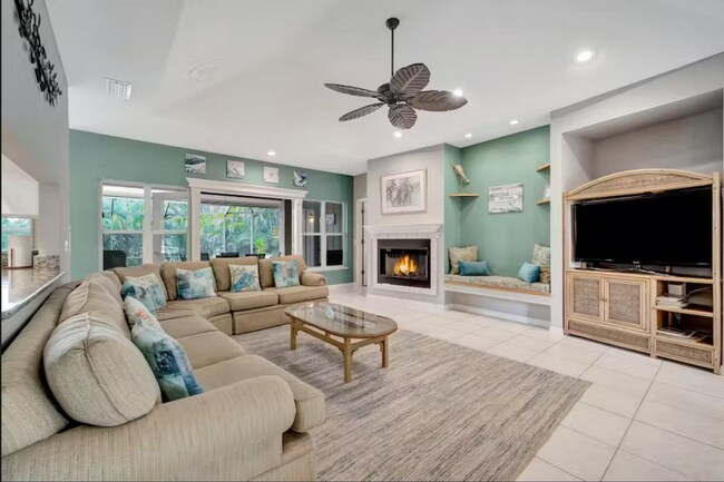 Building Photo - Beautiful Rental Home With Pool in Desirab...