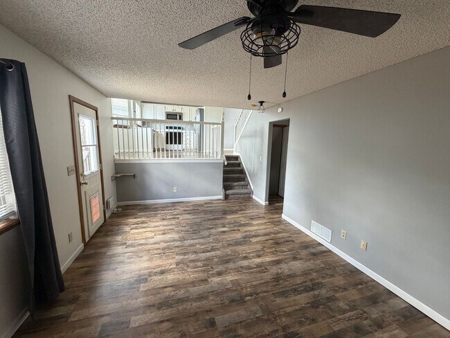 Building Photo - Vickers Heights 4 Bedroom, 3 Bathroom Single Family Home with Fenced in Yard