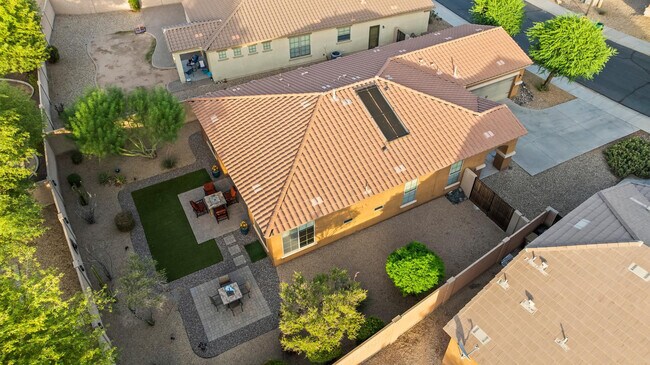 Building Photo - 16048 W Papago St