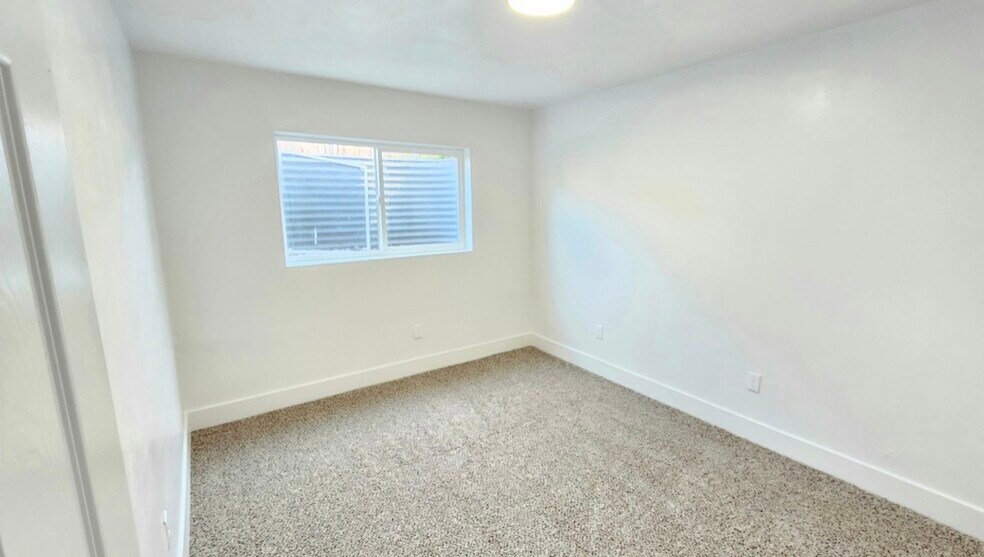 Building Photo - 3797 Armoridge Dr