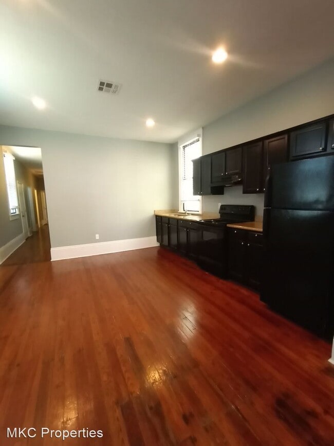 Building Photo - 3 br, 2 bath House - 2826 Palmyra