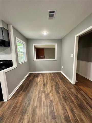 Building Photo - 105 Rosewood Cir