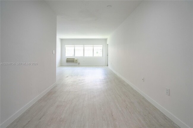 Building Photo - 1185 98th St