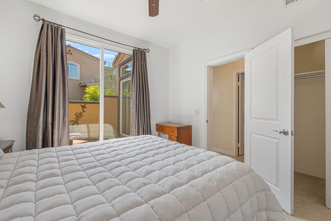 Building Photo - 52230 Desert Spoon Ct