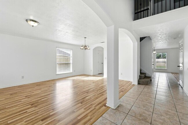 Building Photo - 5103 Beaubridge Ln