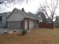 Building Photo - 2020 Niagara Dr