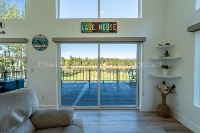 Building Photo - 925 Comeback Bay Ln