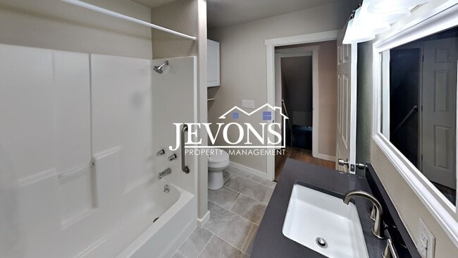 Building Photo - $500 Off First Month! 3BR Home w/ Washer & Dryer on Spacious 1-Acre Orchard Lot