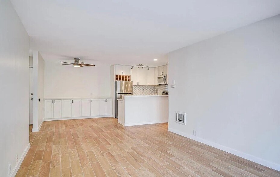 Building Photo - 4600 Lamont St