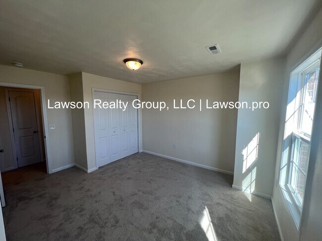 Building Photo - Newer Construction in Vinton with Incredible Mountain Views and  Attached Garage