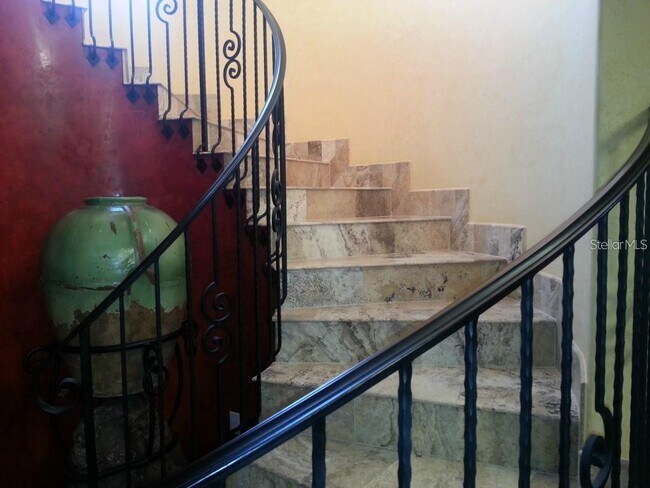 Building Photo - 1953 Freedom Dr