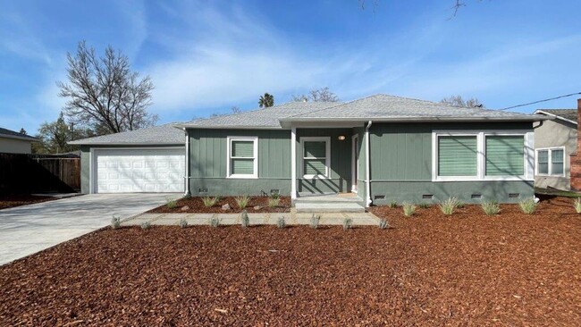 Primary Photo - Walnut Creek Gorgeous 3-bedroom 2 bath hom...