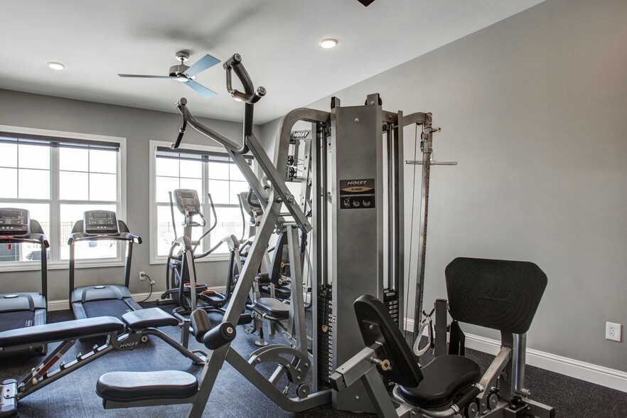 Fitness Center - 2633 Columbia Lakes Dr