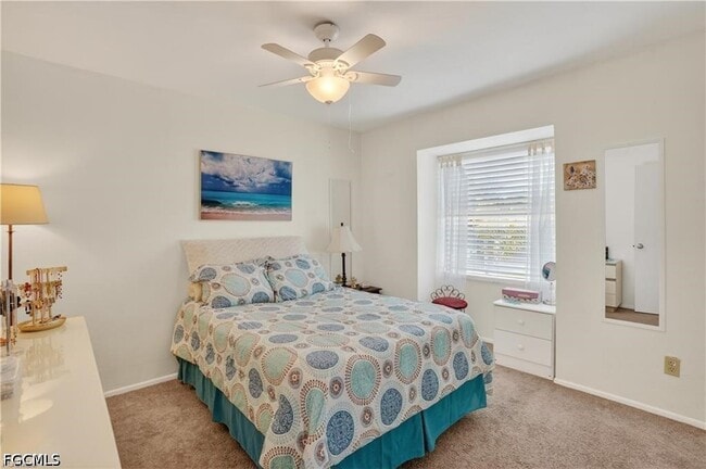 Building Photo - 8565 Charter Club Cir