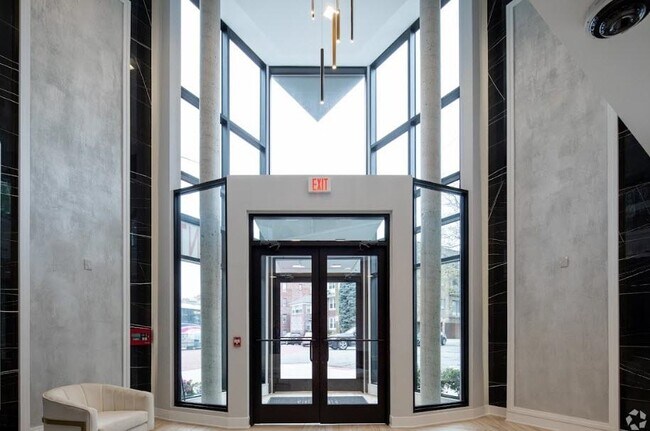 Building Photo - 6025 BLVD E