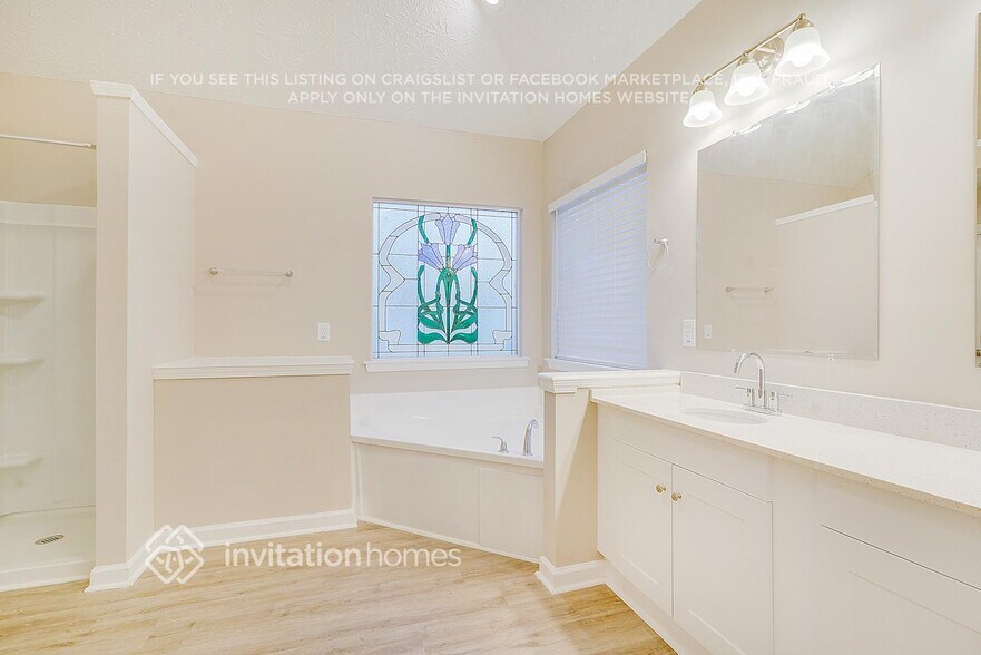 Building Photo - 482 Waterfront Dr