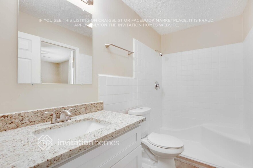 Building Photo - 5539 Petite Ct