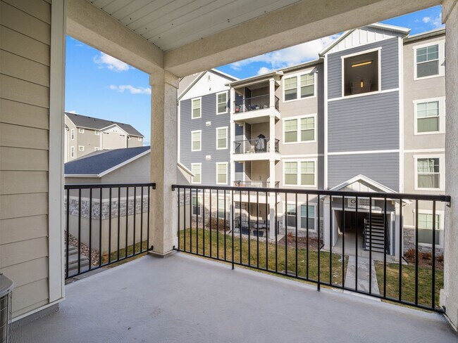 Building Photo - Beautiful home for rent in Saratoga Springs!