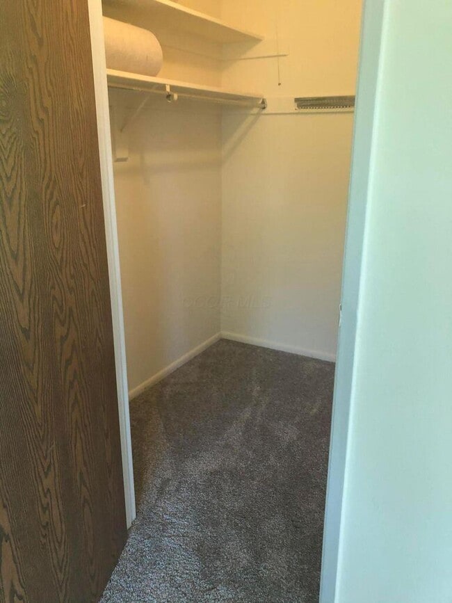 Building Photo - 1391 Bluff Ave