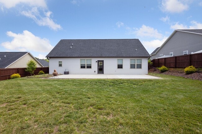 Building Photo - 1563 Hammett Rd