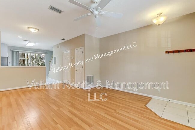 Building Photo - 3532 Lone Tree Ln