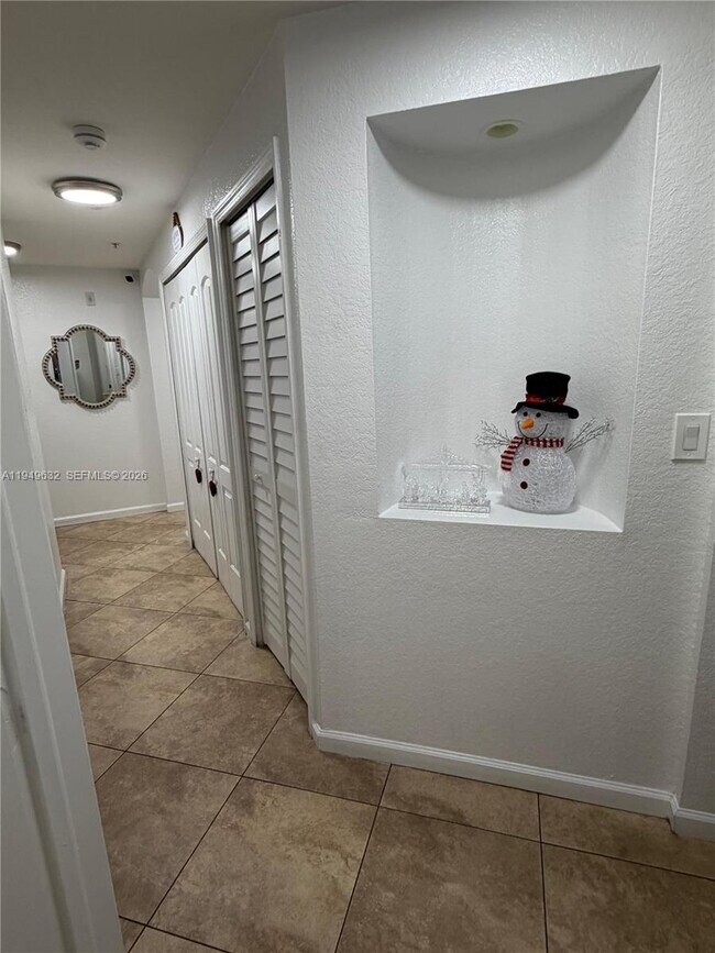 Building Photo - 8814 W Flagler St