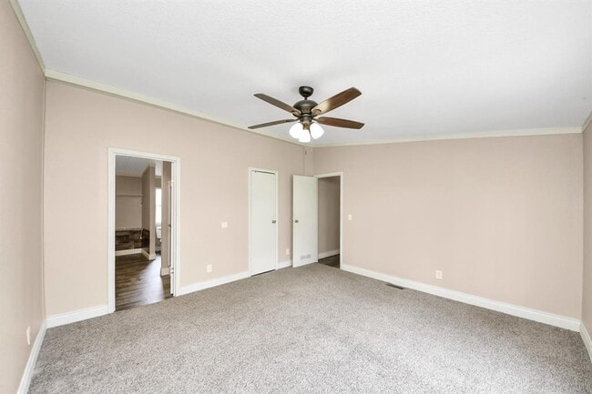 Building Photo - 524 Rd 5253