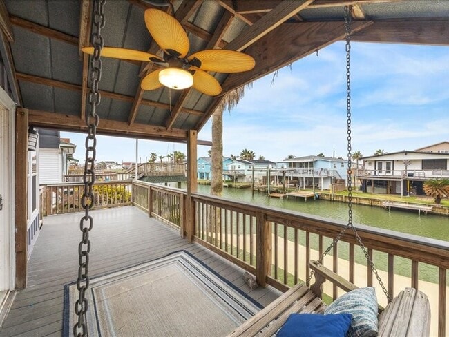 Building Photo - 85 Bayou Vista Dr