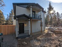 Building Photo - Nearly new 2 bedroom 1 bath detached ADU with a double-car garage and a private fenced backyard