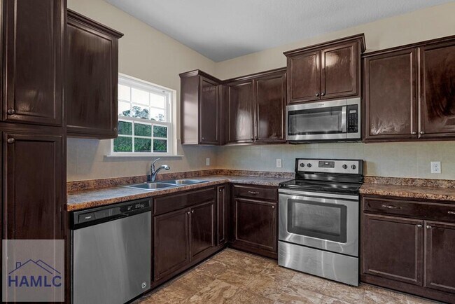 Building Photo - 469 Archie Way