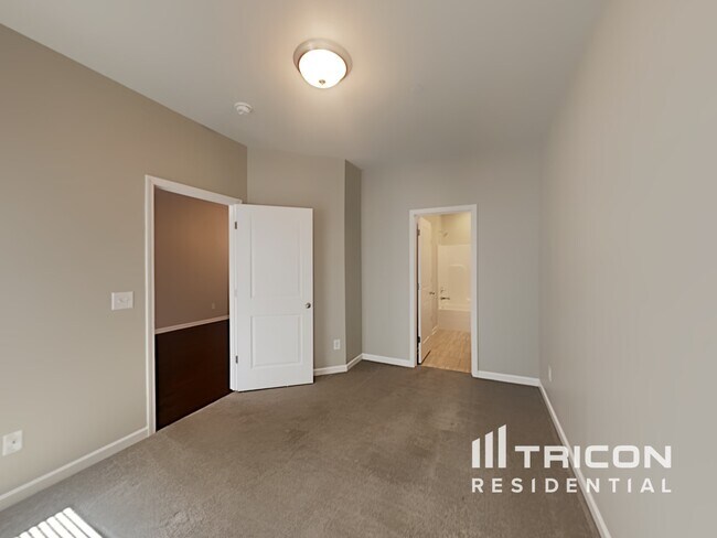 Building Photo - 129 Hickory Sta Ln