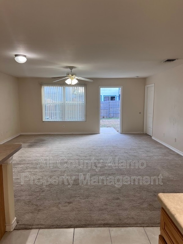 Building Photo - 8133 Morning Grove