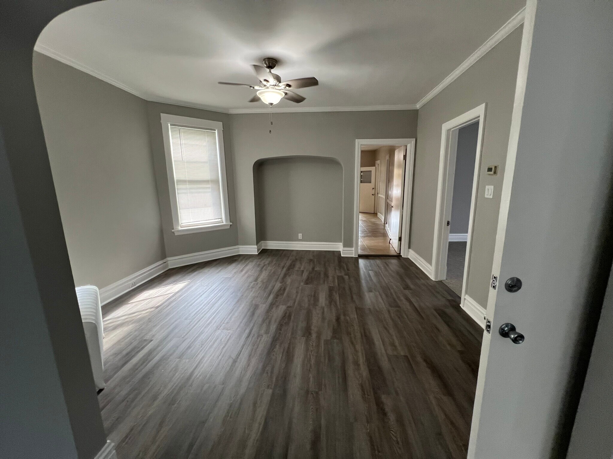 Building Photo - 4718 N Laramie Ave